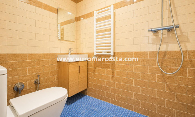 Venta - Villa - Orihuela Costa - Campoamor