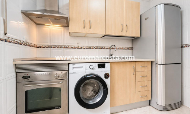 Sale - Apartment / flat - Orihuela Costa - Campoamor