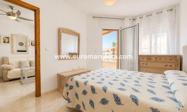 Sale - Apartment / flat - Orihuela Costa - Campoamor