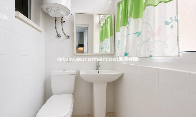 Sale - Apartment / flat - Orihuela Costa - Campoamor