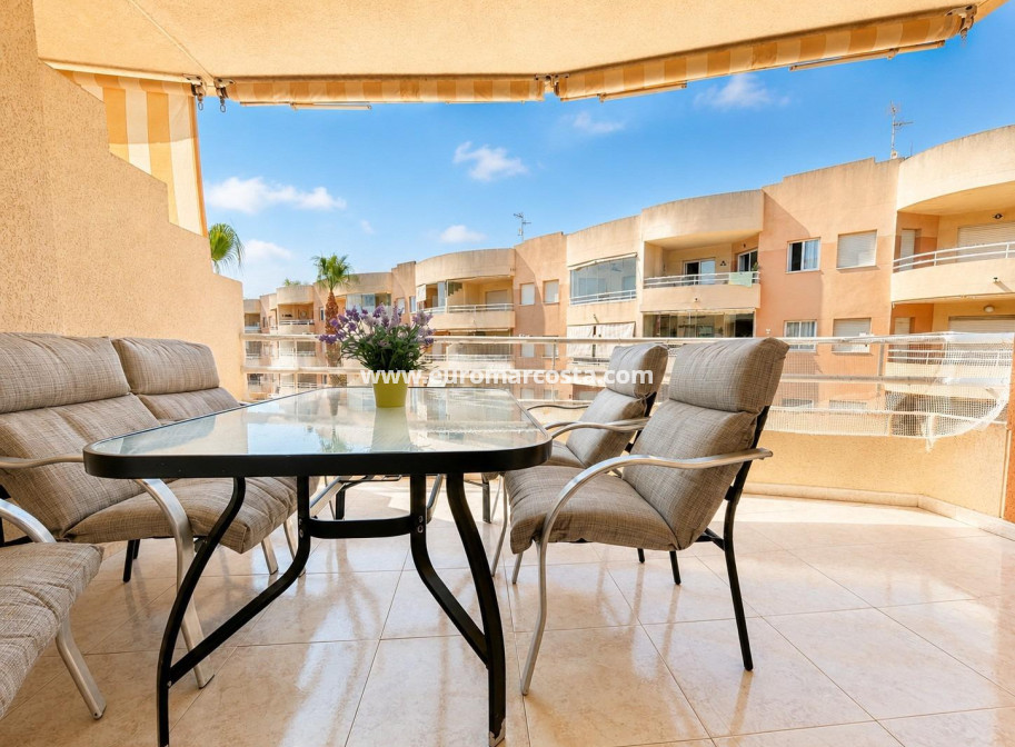 Sale - Apartment / flat - Orihuela Costa - Campoamor