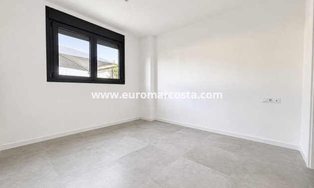 Venta - Apartamento / piso - Orihuela Costa - Campoamor