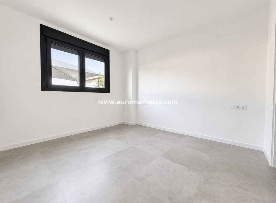 Venta - Apartamento / piso - Orihuela Costa - Campoamor