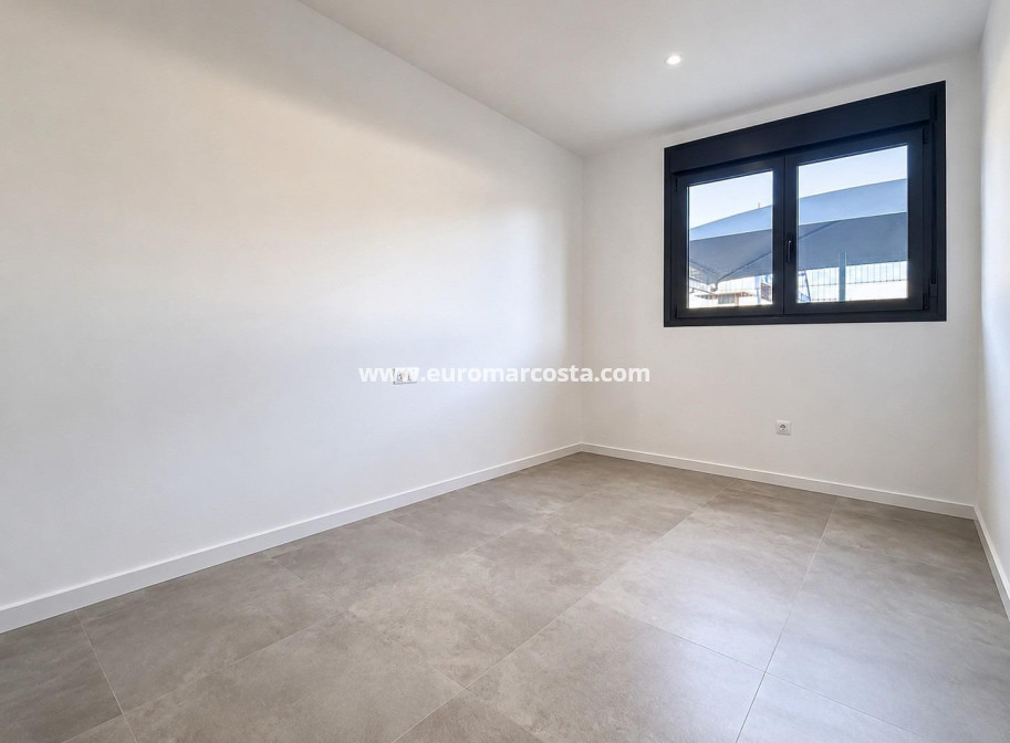Venta - Apartamento / piso - Orihuela Costa - Campoamor