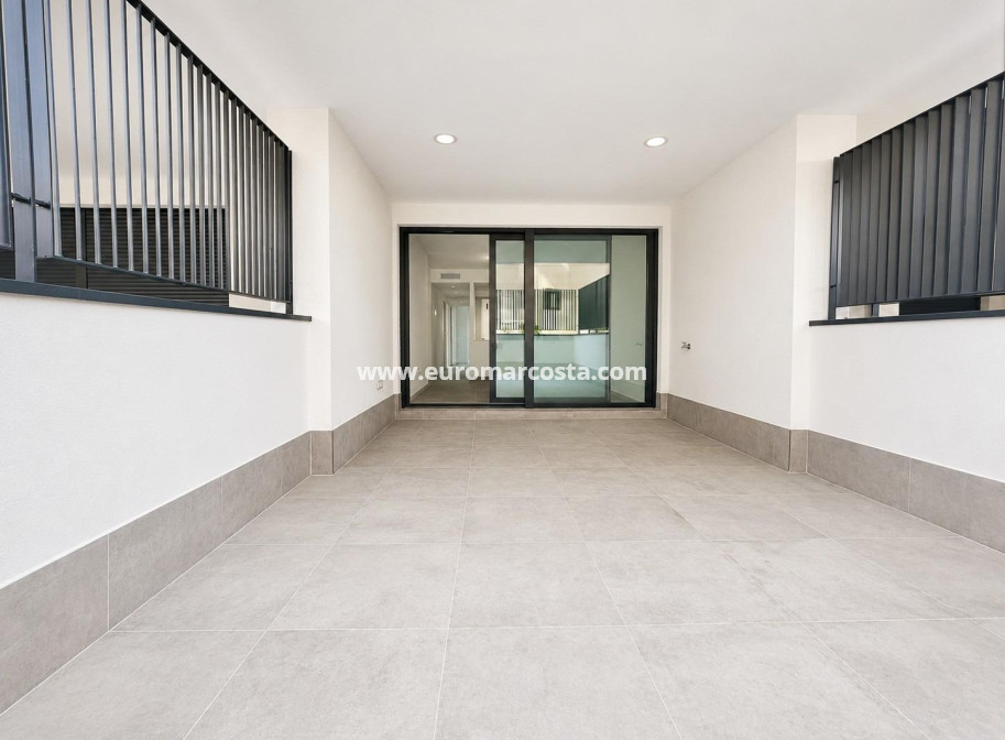 Venta - Apartamento / piso - Orihuela Costa - Campoamor