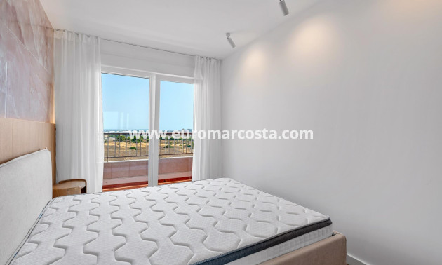 Objekte zum Wiederverkauf - Wohnung - Torrevieja - TORREVIEJA