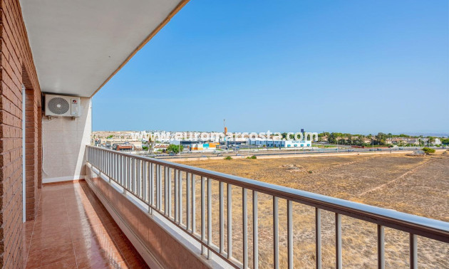 Objekte zum Wiederverkauf - Wohnung - Torrevieja - TORREVIEJA