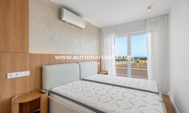 Objekte zum Wiederverkauf - Wohnung - Torrevieja - TORREVIEJA
