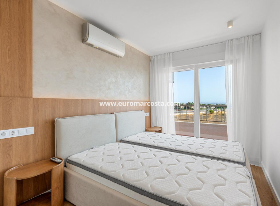 Objekte zum Wiederverkauf - Wohnung - Torrevieja - TORREVIEJA