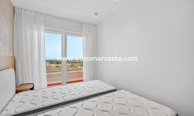 Objekte zum Wiederverkauf - Wohnung - Torrevieja - TORREVIEJA