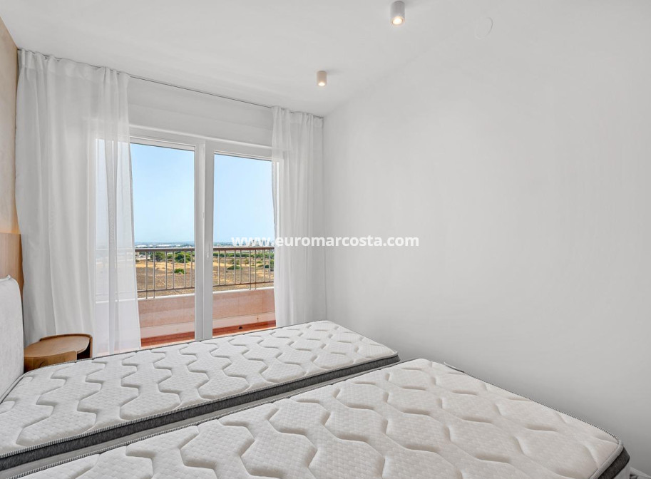 Objekte zum Wiederverkauf - Wohnung - Torrevieja - TORREVIEJA