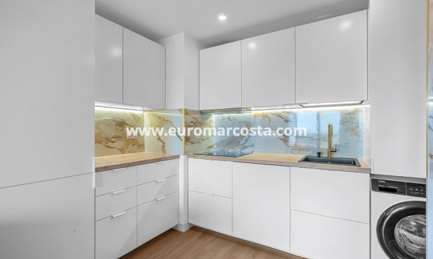 Objekte zum Wiederverkauf - Wohnung - Torrevieja - TORREVIEJA