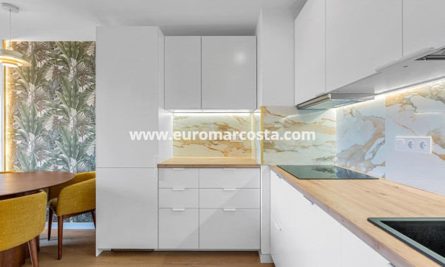 Objekte zum Wiederverkauf - Wohnung - Torrevieja - TORREVIEJA