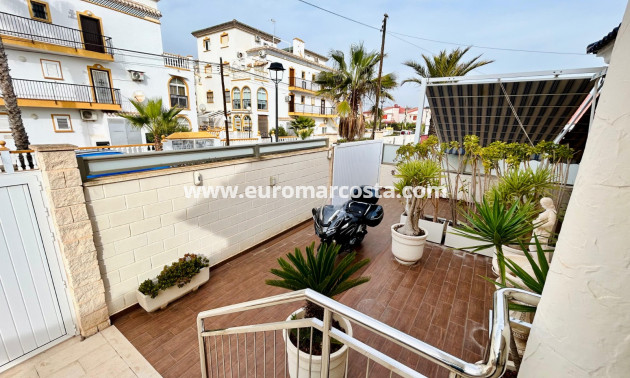 Venta - - CHALET - Torrevieja - La Mata