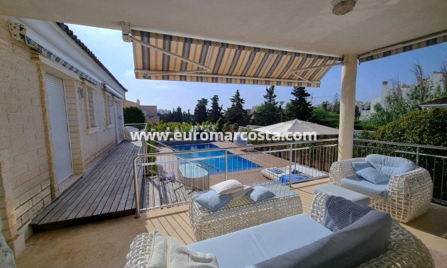 Venta - - CHALET - Torrevieja - La Mata