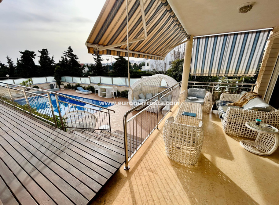 Venta - - CHALET - Torrevieja - La Mata