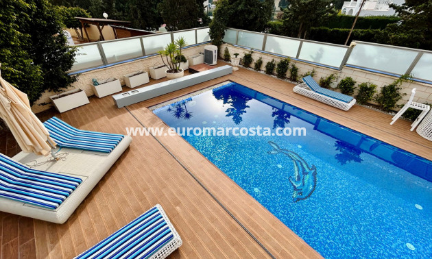 Venta - - CHALET - Torrevieja - La Mata