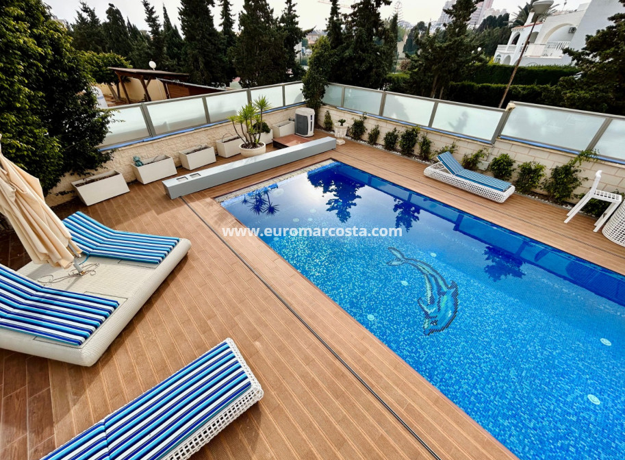 Venta - - CHALET - Torrevieja - La Mata