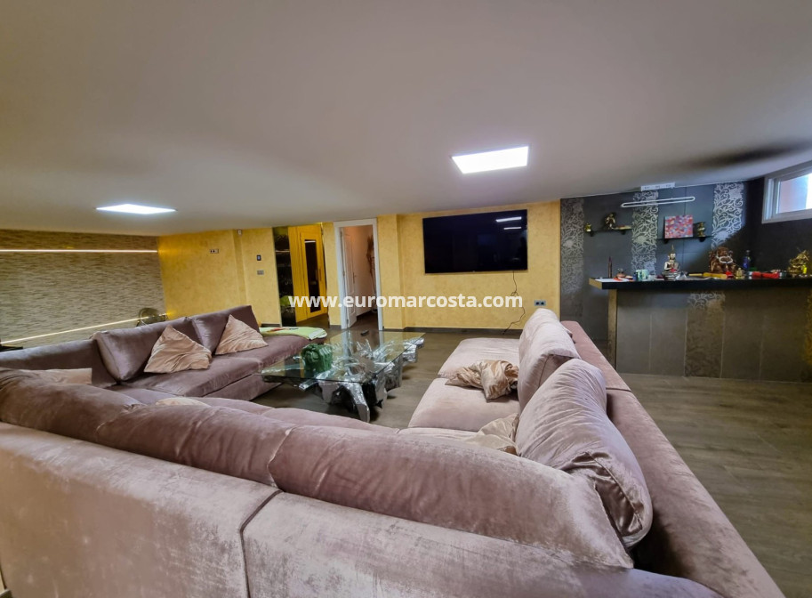 Venta - - CHALET - Torrevieja - La Mata