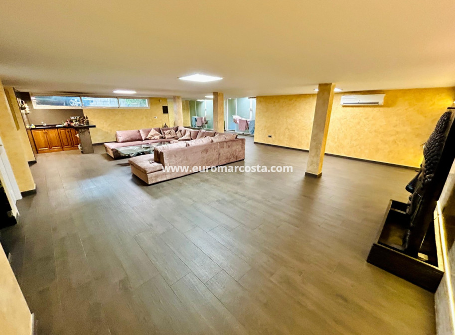 Venta - - CHALET - Torrevieja - La Mata