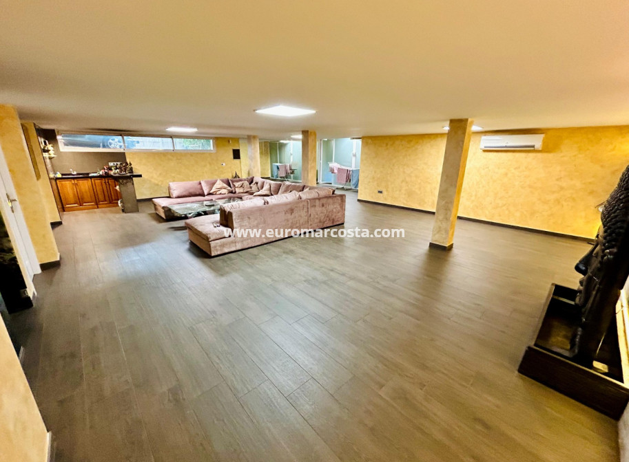 Venta - - CHALET - Torrevieja - La Mata