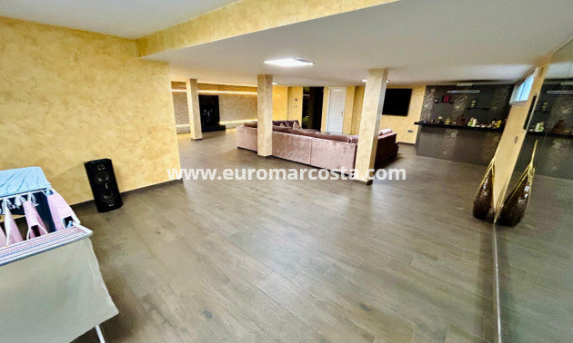 Venta - - CHALET - Torrevieja - La Mata