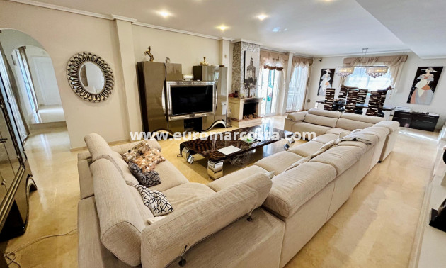 Venta - - CHALET - Torrevieja - La Mata