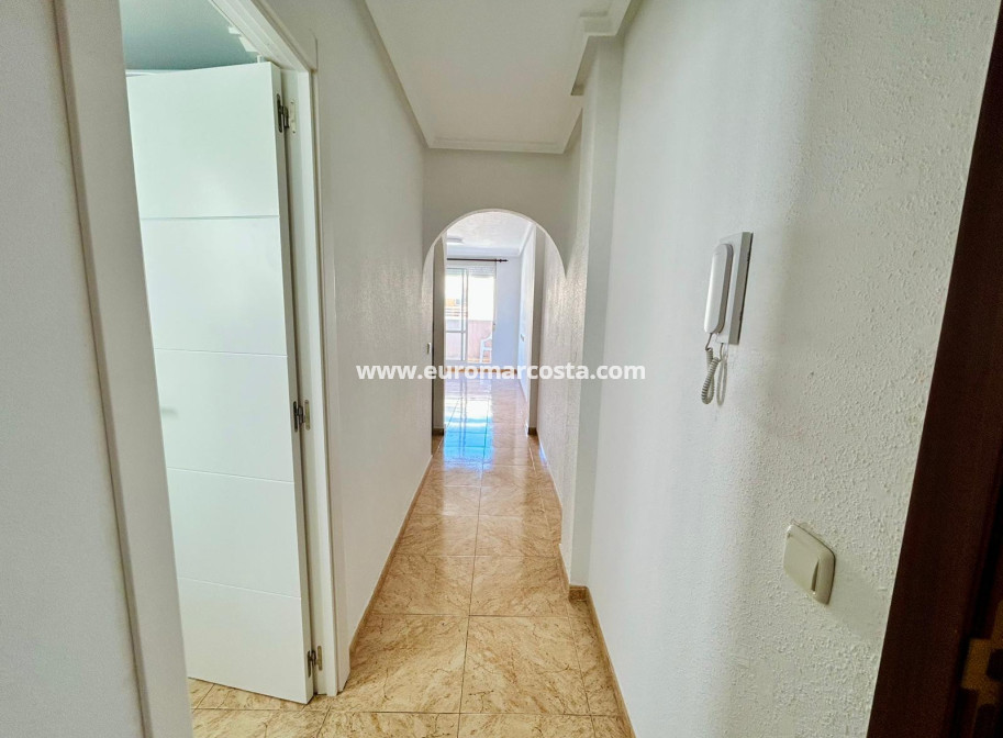 Venta - - APARTMENT - Torrevieja Centro - Torrevieja
