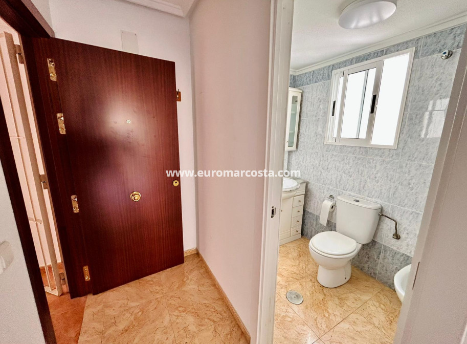 Venta - - APARTMENT - Torrevieja Centro - Torrevieja