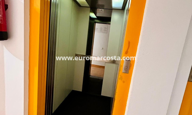 Venta - - APARTMENT - Torrevieja Centro - Torrevieja