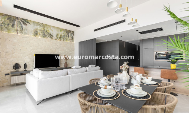 Sale - Villa - Torrevieja - TORREVIEJA