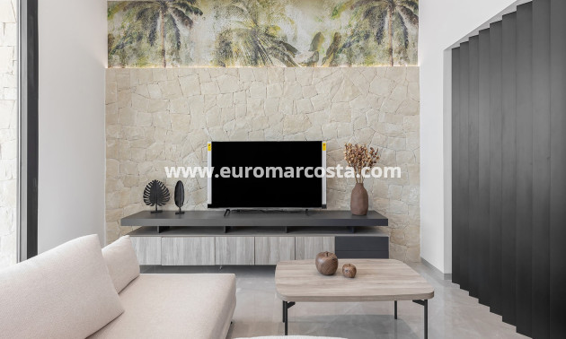 Sale - Villa - Torrevieja - TORREVIEJA