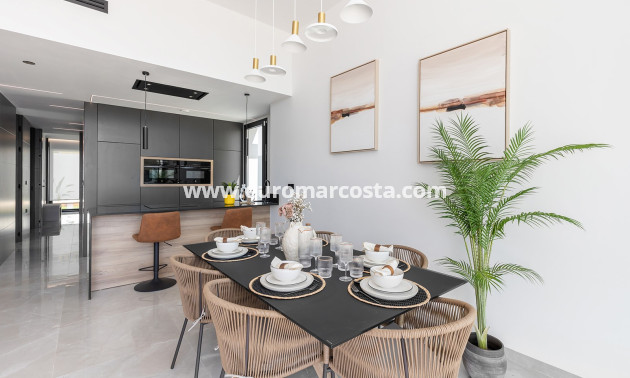 Sale - Villa - Torrevieja - TORREVIEJA