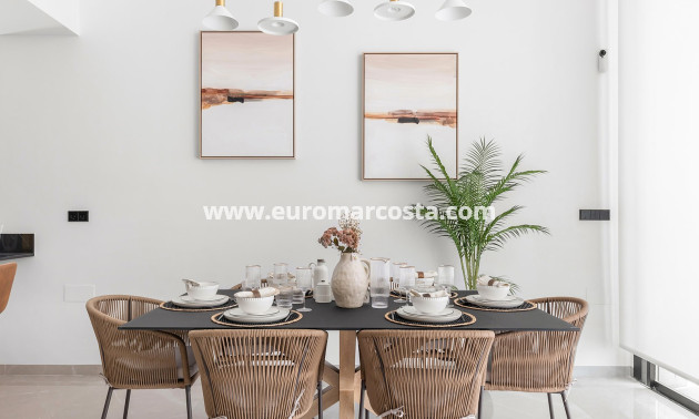 Sale - Villa - Torrevieja - TORREVIEJA