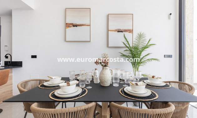 Sale - Villa - Torrevieja - TORREVIEJA