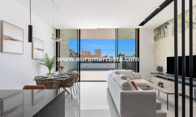 Sale - Villa - Torrevieja - TORREVIEJA