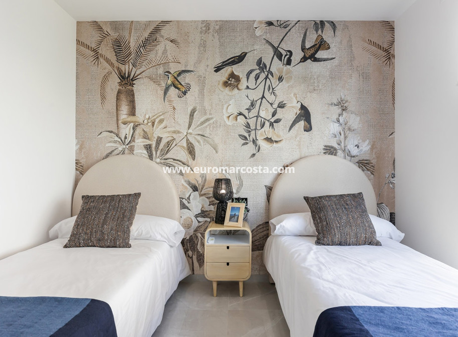 Sale - Villa - Torrevieja - TORREVIEJA