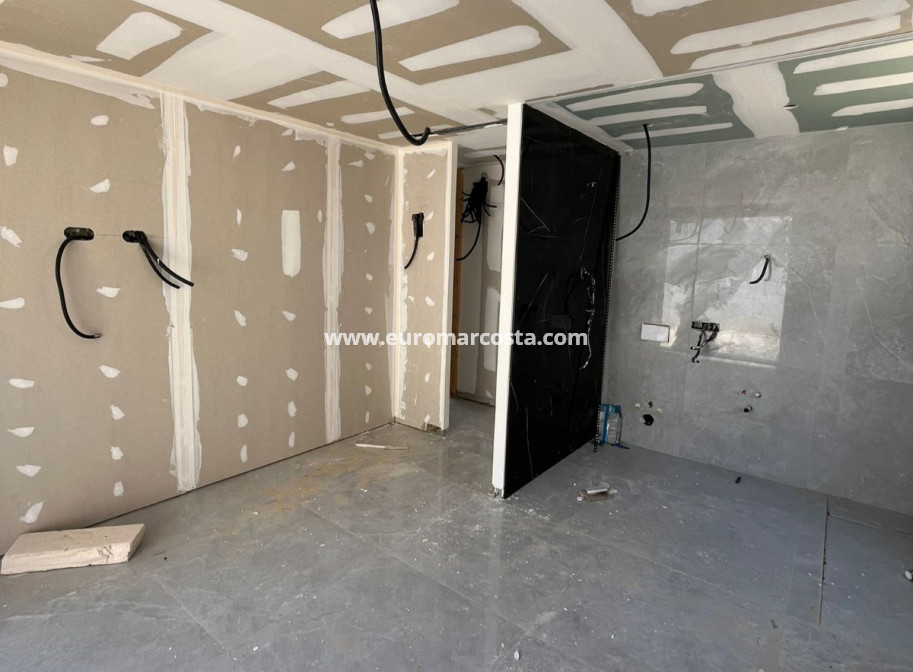 Venta - Villa - Torrevieja - TORREVIEJA