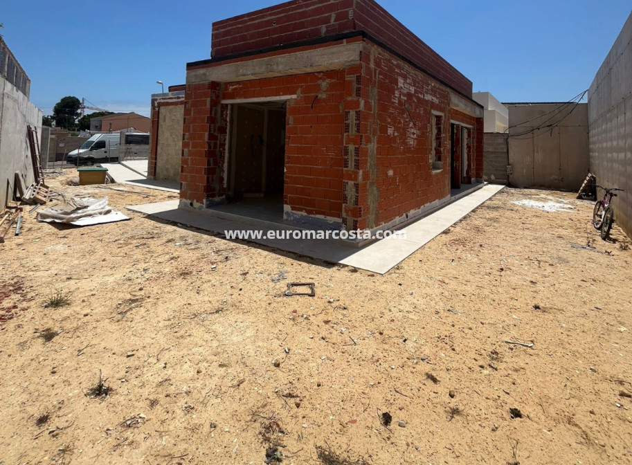 Venta - Villa - Torrevieja - TORREVIEJA