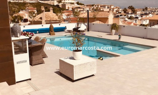 Objekte zum Wiederverkauf - - VILLA - Ciudad Quesada