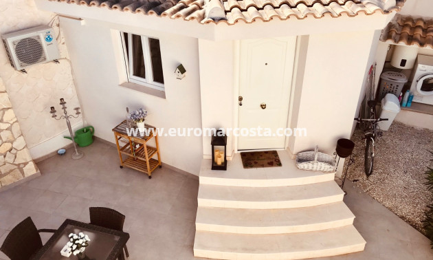Objekte zum Wiederverkauf - - VILLA - Ciudad Quesada