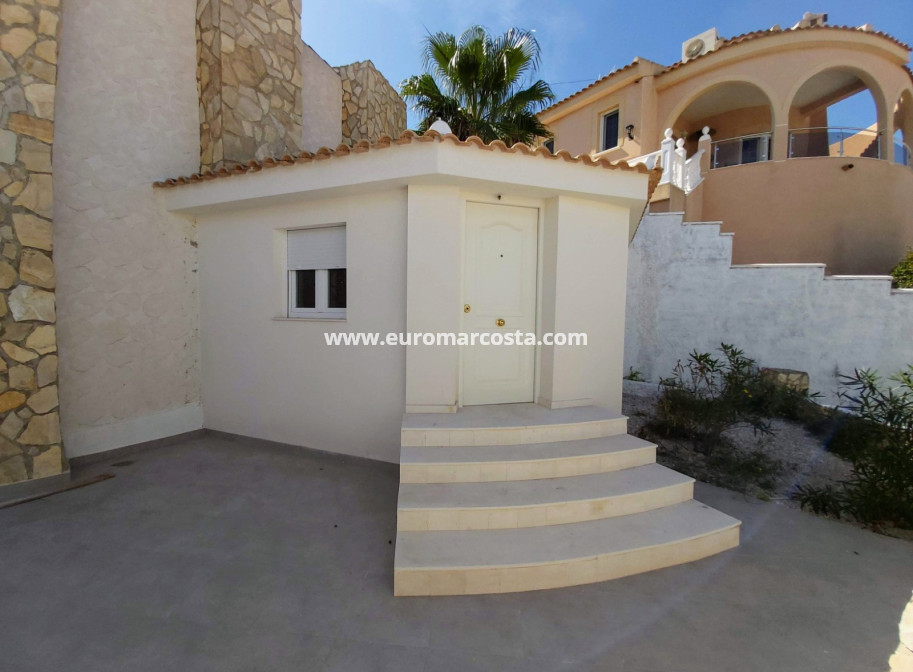 Objekte zum Wiederverkauf - - VILLA - Ciudad Quesada