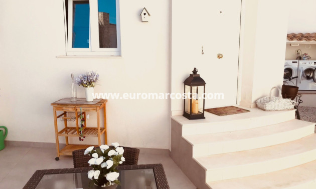 Objekte zum Wiederverkauf - - VILLA - Ciudad Quesada