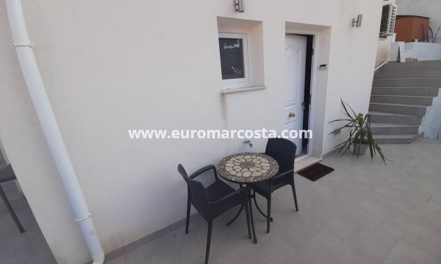 Objekte zum Wiederverkauf - - VILLA - Ciudad Quesada