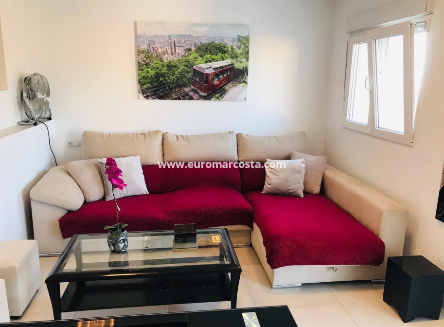 Objekte zum Wiederverkauf - - VILLA - Ciudad Quesada