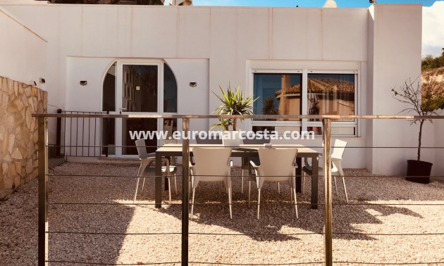 Objekte zum Wiederverkauf - - VILLA - Ciudad Quesada