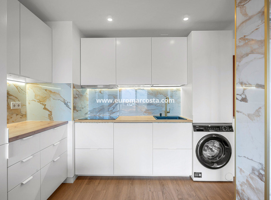 Objekte zum Wiederverkauf - - APARTMENT - Torrevieja - TORREVIEJA