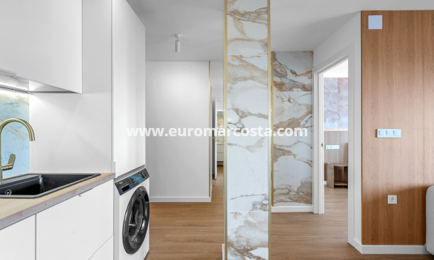 Objekte zum Wiederverkauf - - APARTMENT - Torrevieja - TORREVIEJA
