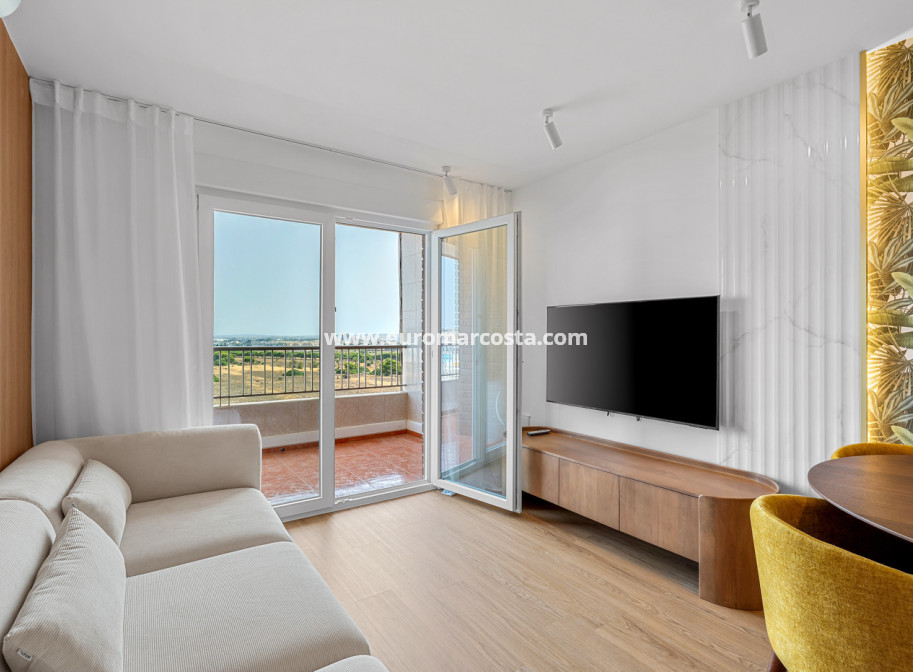 Objekte zum Wiederverkauf - - APARTMENT - Torrevieja - TORREVIEJA