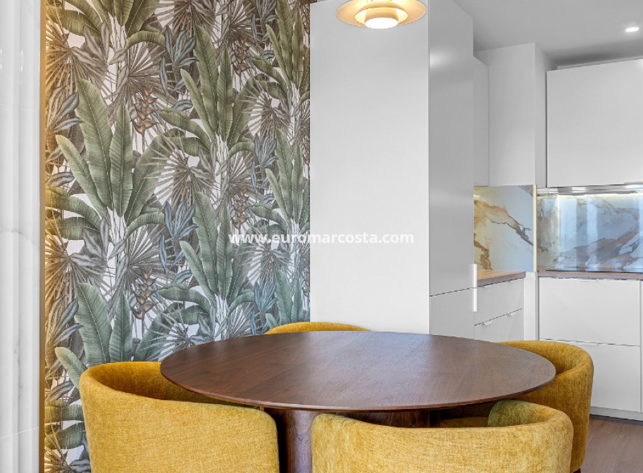 Objekte zum Wiederverkauf - - APARTMENT - Torrevieja - TORREVIEJA